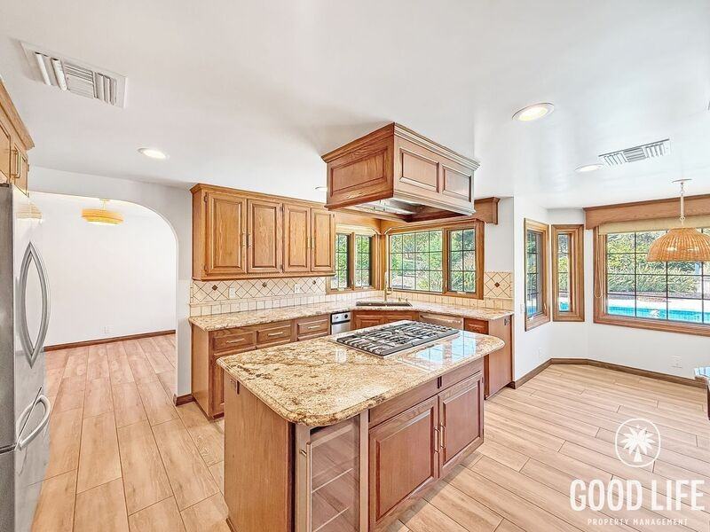 9250 Beazley Ln - Photo 6 of 39
