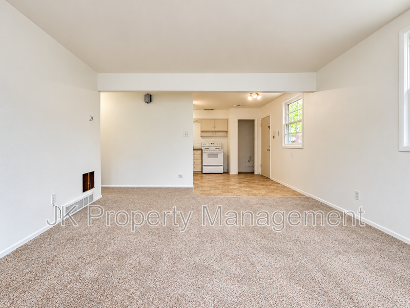1314 5th Ave S - Photo 5 of 12