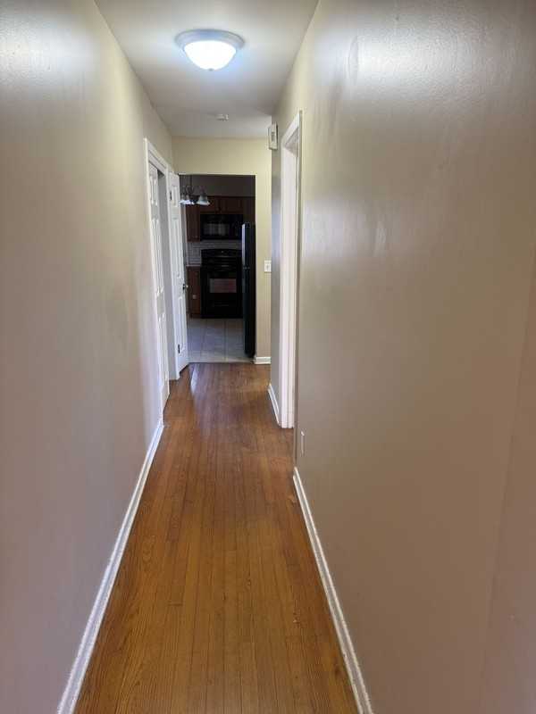 12 Pine St - Photo 3 of 9