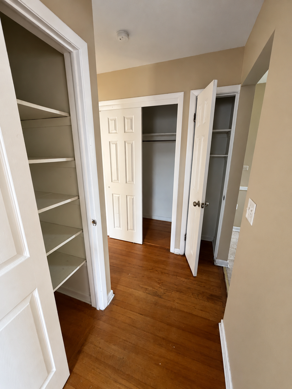 12 Pine St - Photo 5 of 9