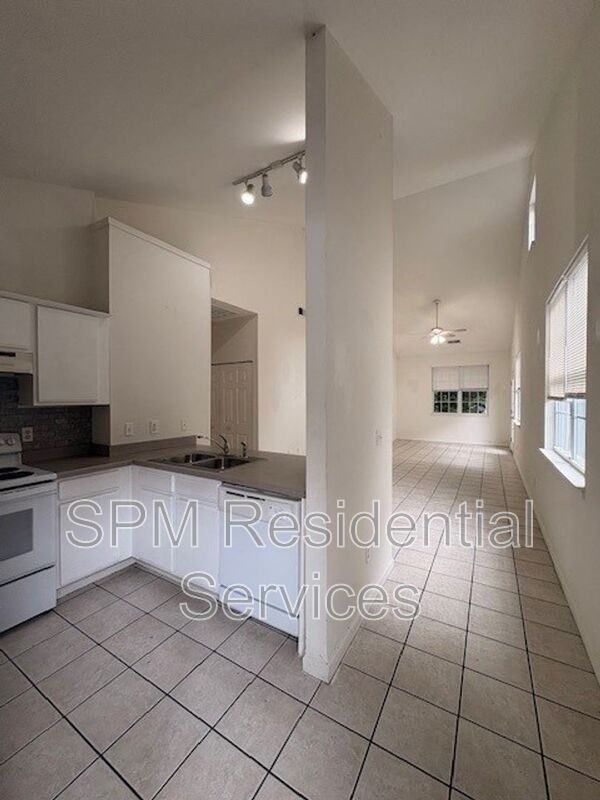 1621 Wellspring Way - Photo 2 of 22