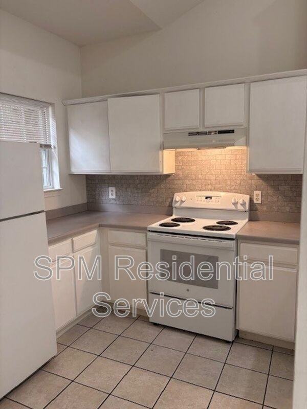 1621 Wellspring Way - Photo 4 of 22
