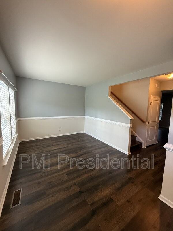 6936 Fox Brush Trl - Photo 4 of 25