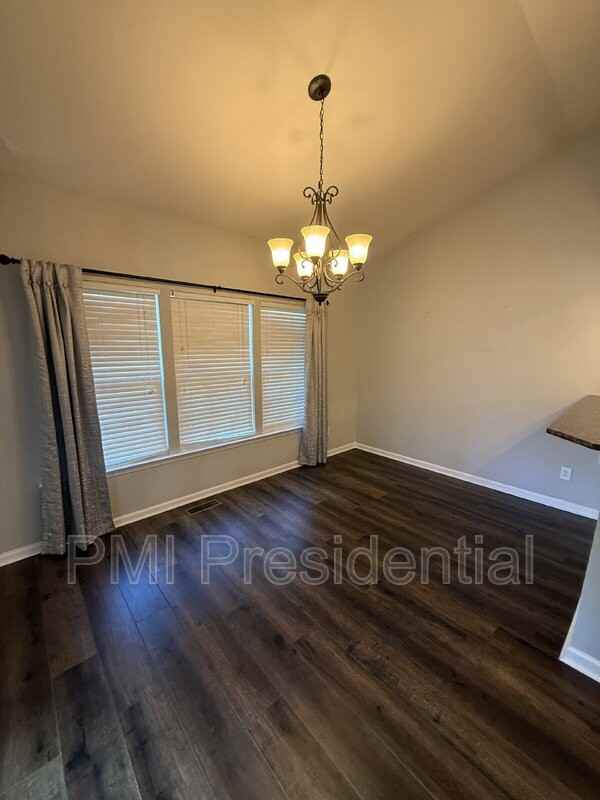 6936 Fox Brush Trl - Photo 7 of 25