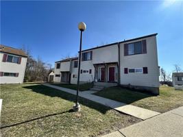 featured image of 138 Orchard Dr #B