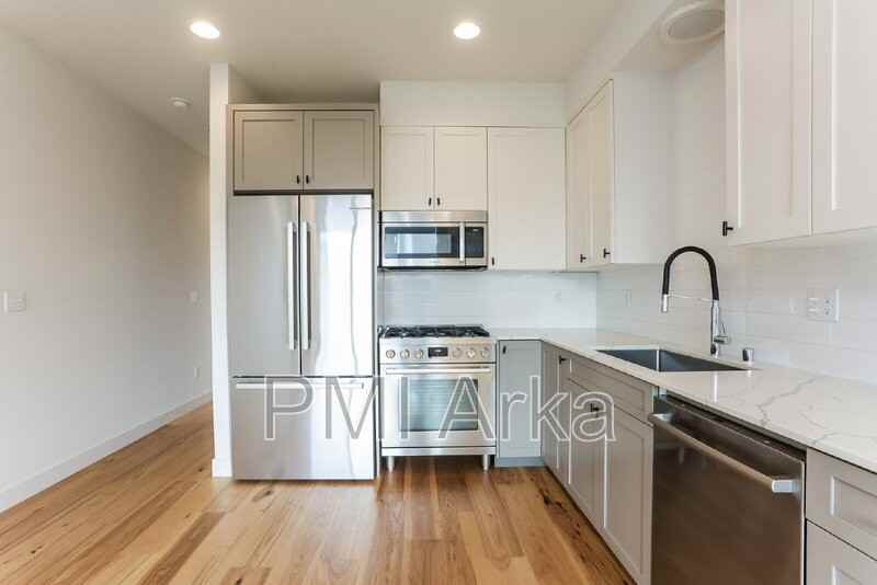 2441 Nw 61st St #B - Photo 5 of 17