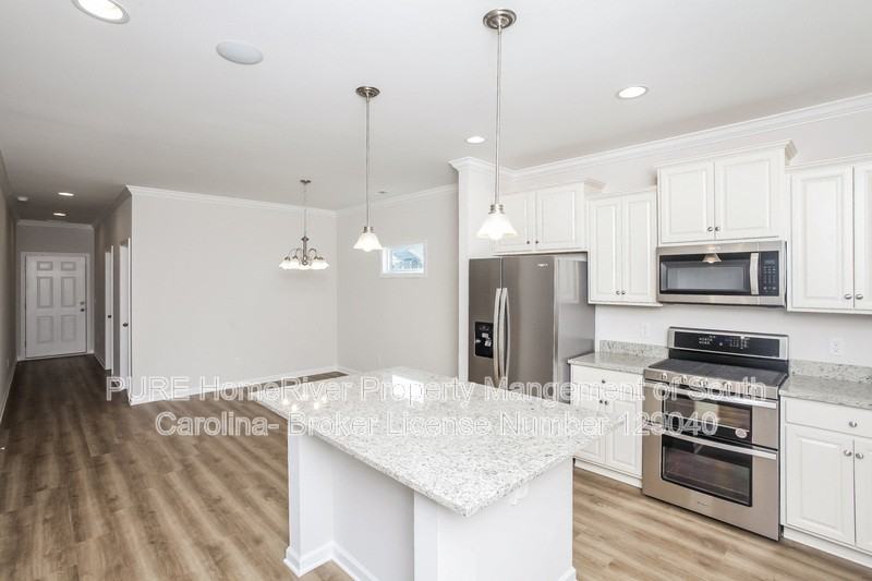 743 Bustling Branch Ln - Photo 4 of 18