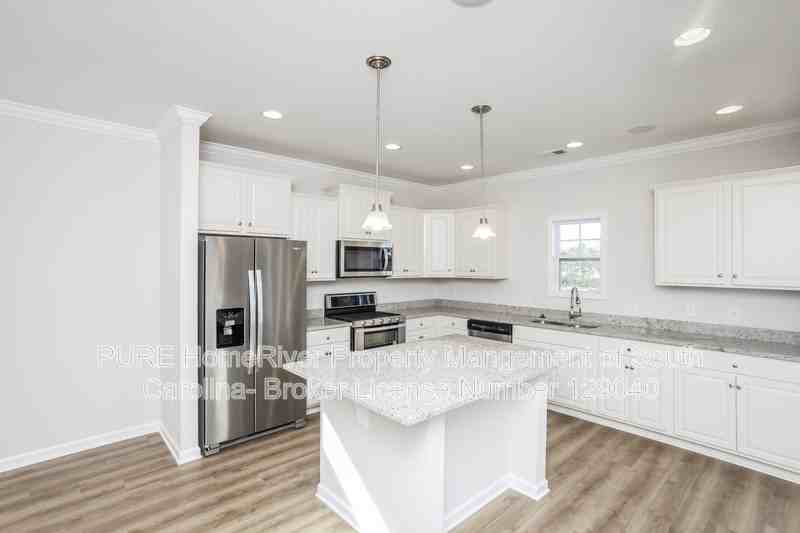 743 Bustling Branch Ln - Photo 5 of 18