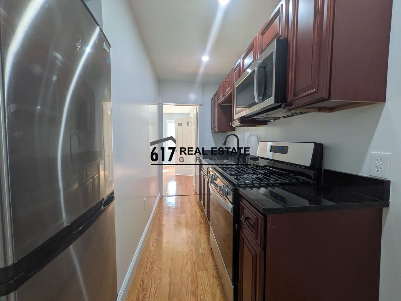 29 Raymond St #A - Photo 2 of 14