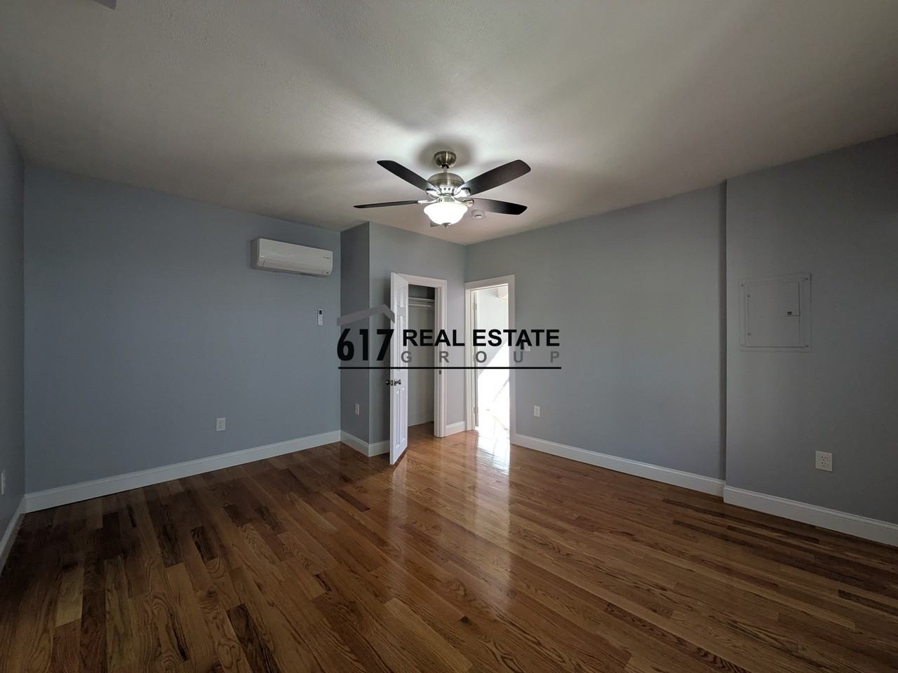 29 Raymond St #A - Photo 3 of 14