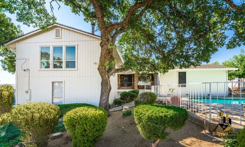 1811 Oak Ter - Photo 2 of 37
