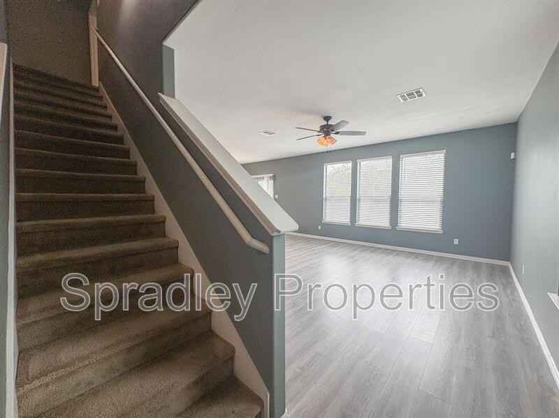 1047 Tumbleweed Trl - Photo 7 of 18