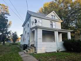 824 Logan Ave - Photo 1 of 1