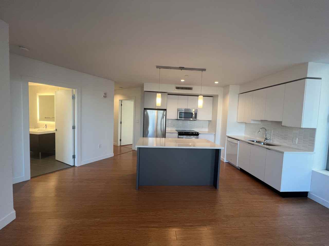 120 Kingston St #1805D - Photo 2 of 28