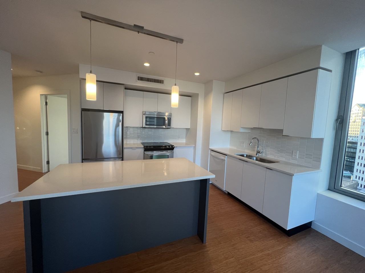 120 Kingston St #1805D - Photo 3 of 28
