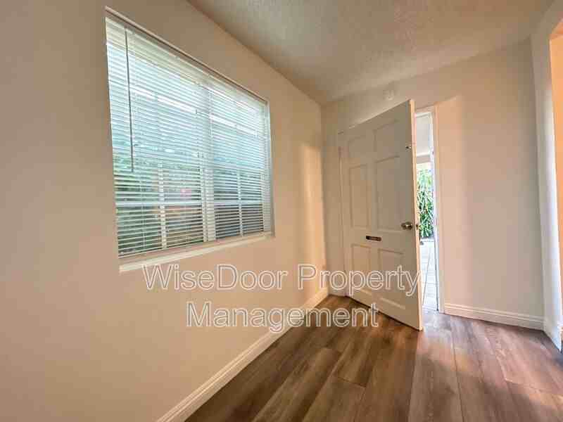 6205 Alamo Ave - Photo 3 of 8