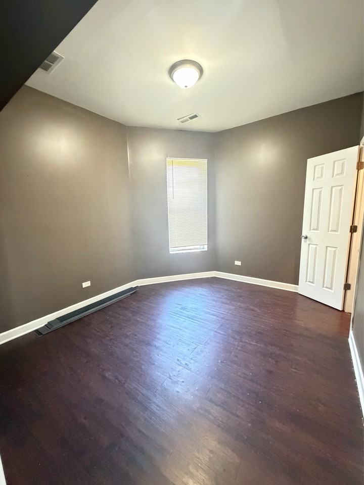 7220-22 South Harvard Avenue - N - Photo 6 of 9