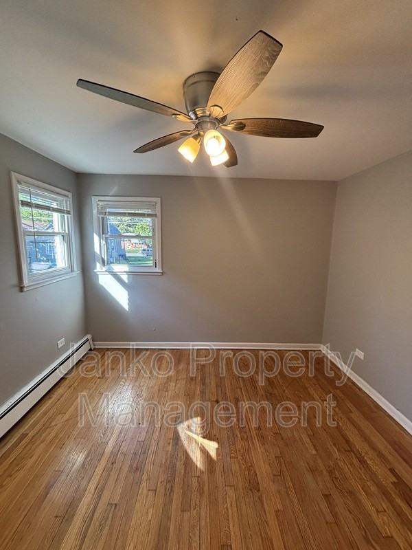 2057 135th Pl #4 - Photo 4 of 7