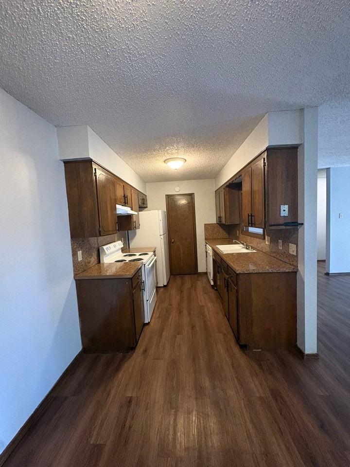 4902 South U - Photo 5 of 16