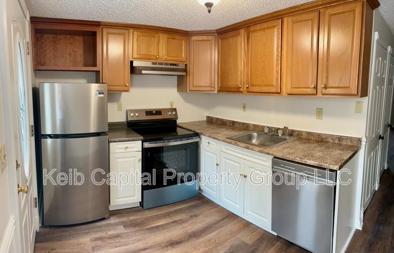 90 Ford St #9