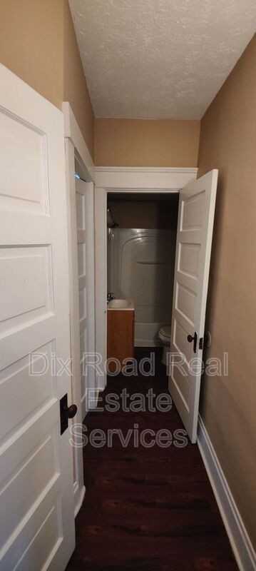 1811 Sherman Ave - Photo 4 of 17