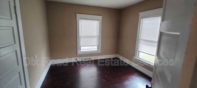 1811 Sherman Ave - Photo 6 of 17