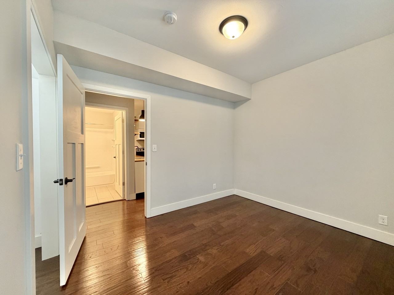 640 Bluff Street - Photo 3 of 14