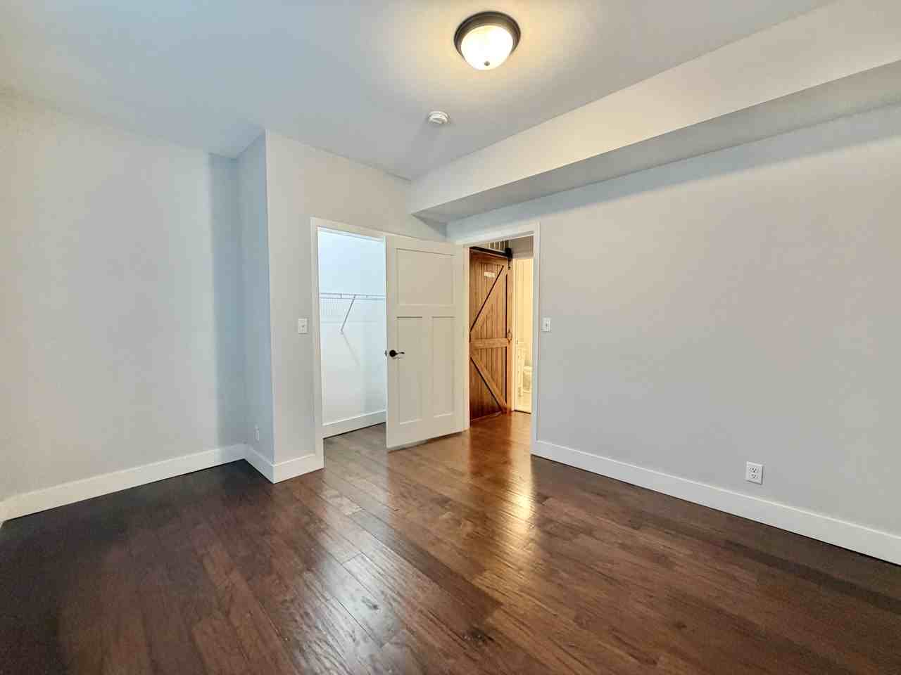 640 Bluff Street - Photo 6 of 14