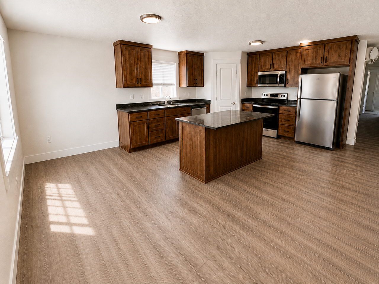 1309 Fairgrounds Rd #403 - Photo 3 of 27