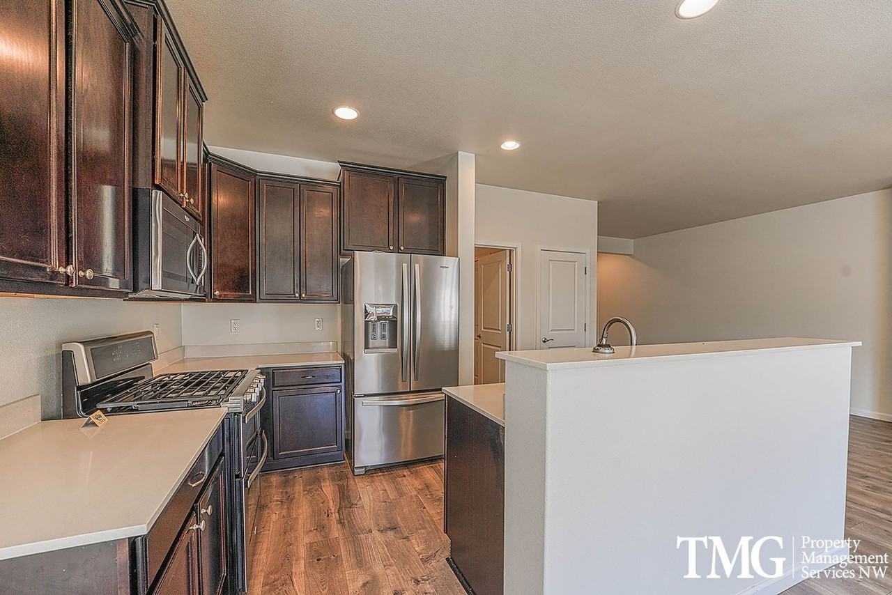 9203 Ne 165th Ave - Photo 6 of 31