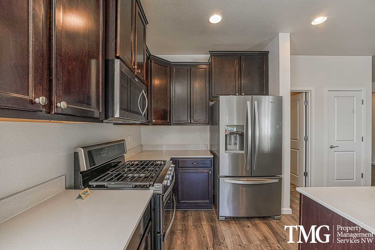 9203 Ne 165th Ave - Photo 7 of 31