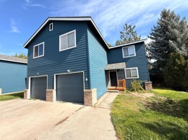 featured image of 2950 Ne Nikki Ct