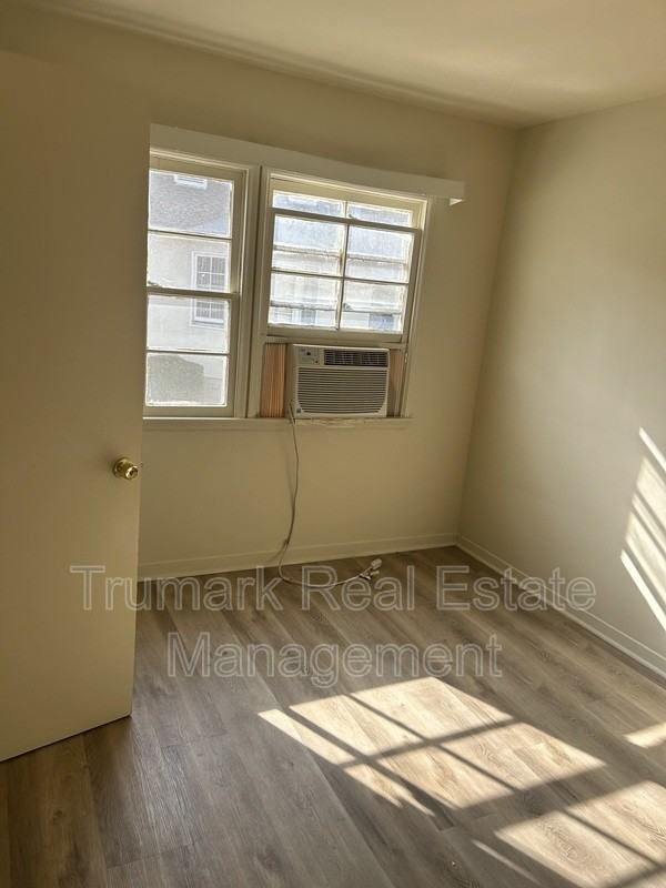 1447 E Broadway #E - Photo 2 of 13