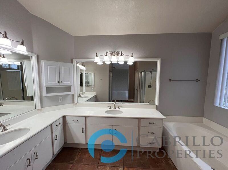 3004 Lasven Ct - Photo 6 of 31