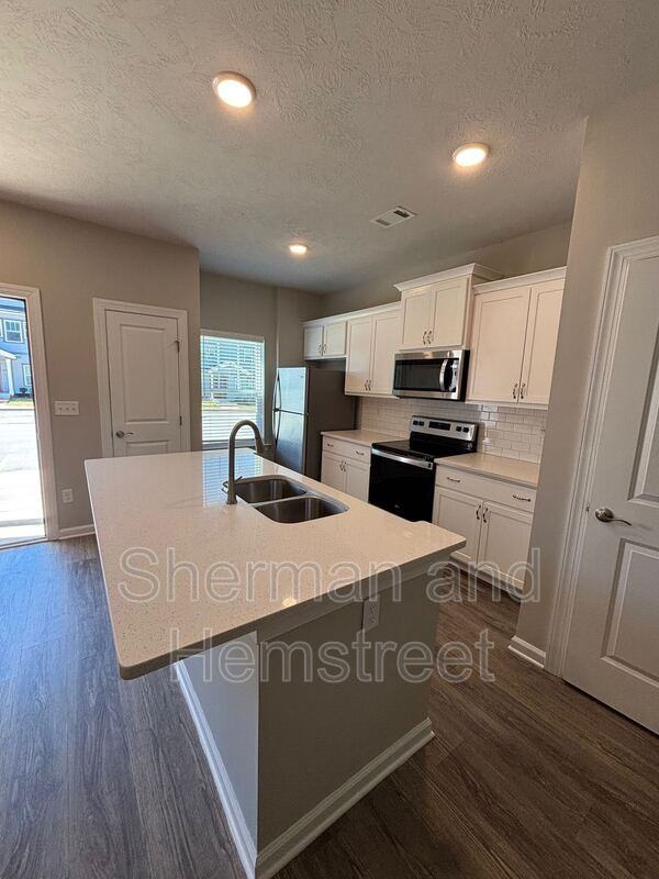 2045 Lotus Dr - Photo 4 of 15