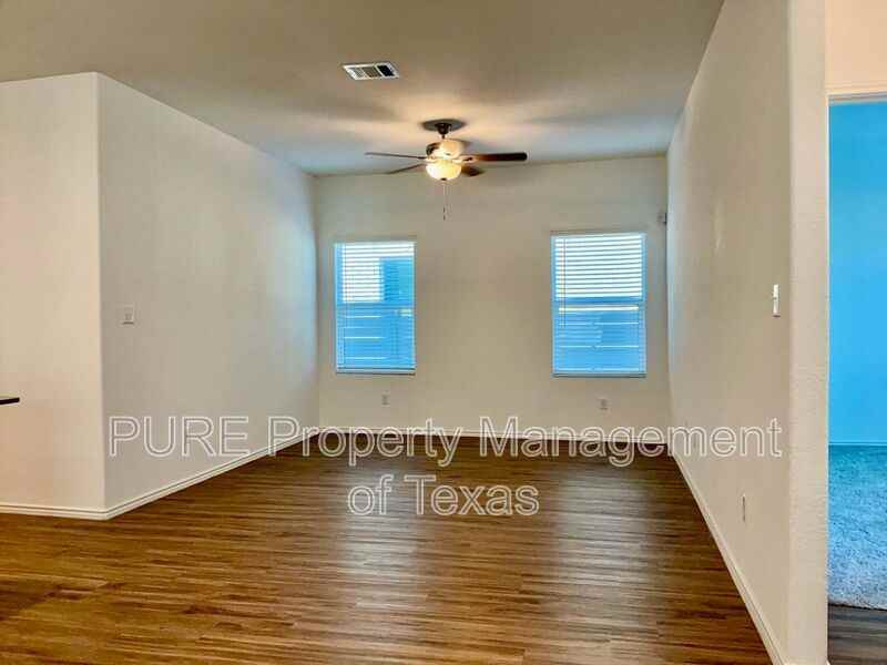 105 Blue Blaze Trl - Photo 3 of 26