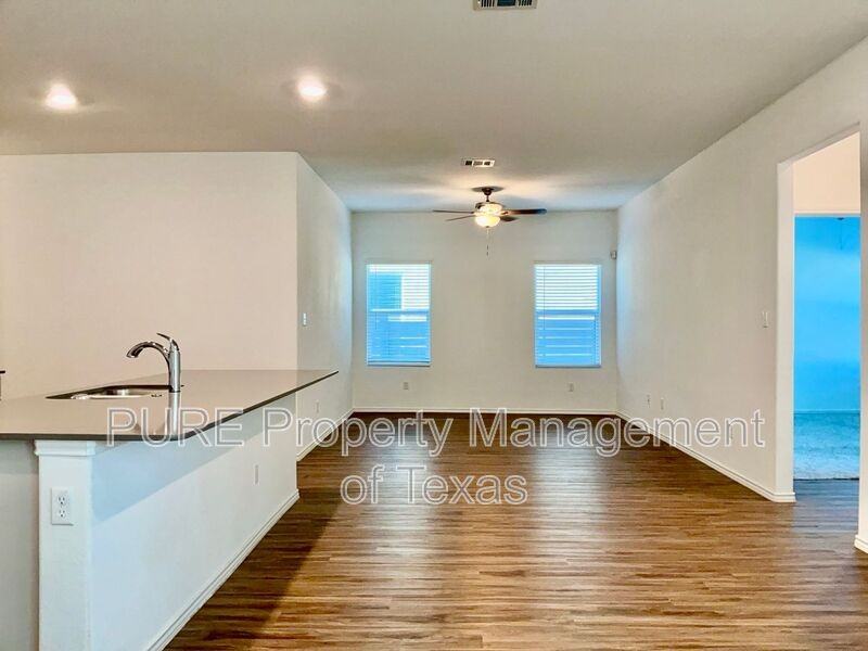 105 Blue Blaze Trl - Photo 4 of 26