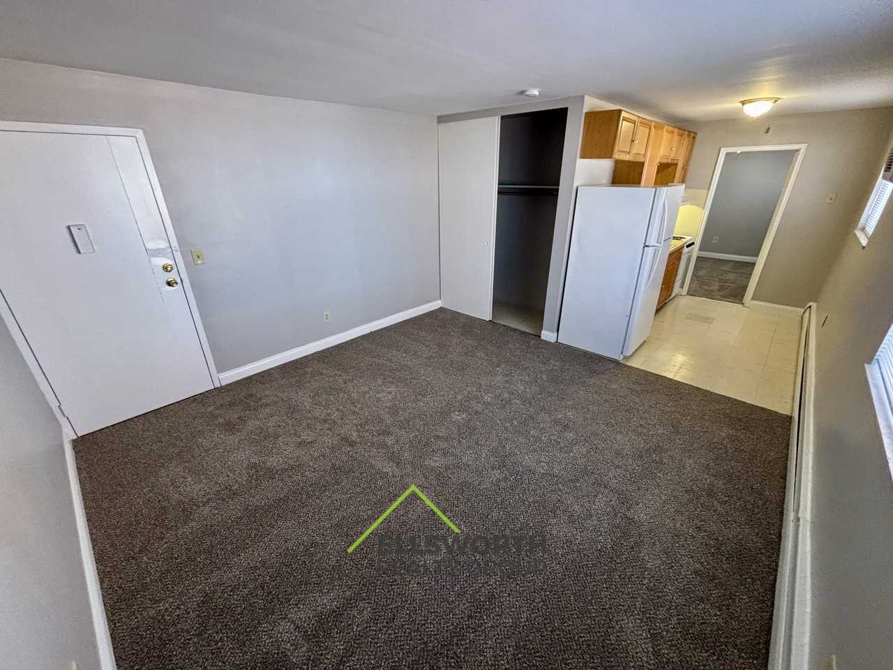 Lawn Ave-2208 - Photo 2 of 6
