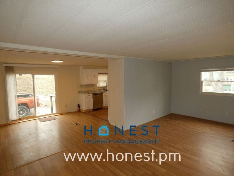 146 Sewall St - Photo 7 of 50