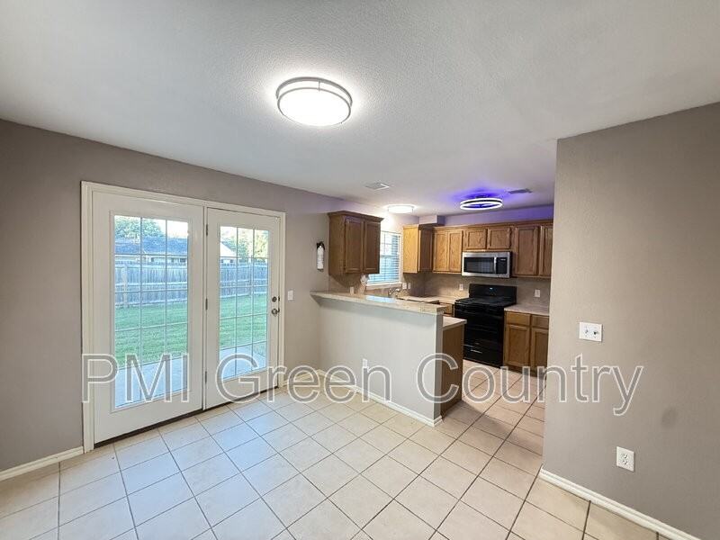 28881 E 151st Pl S - Photo 7 of 22