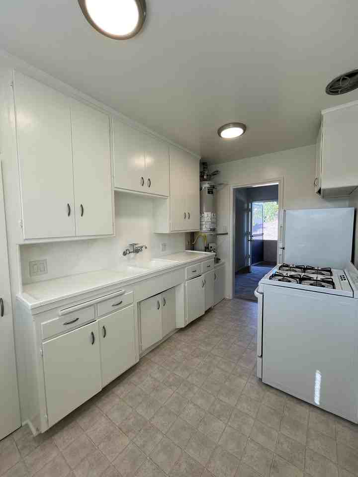 Beachwood 151 - Photo 4 of 13