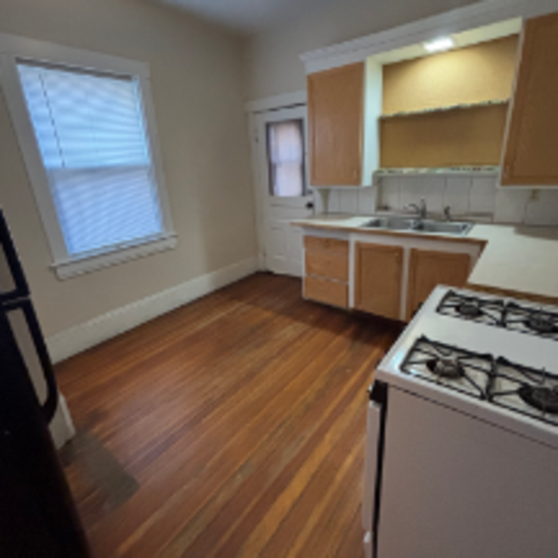 1503 S 22nd St #1 - Photo 4 of 7