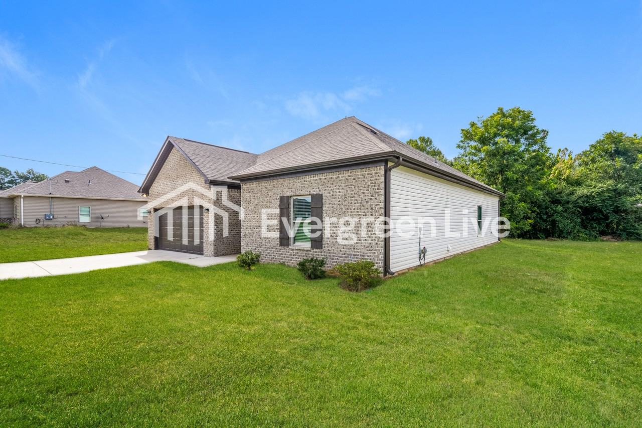 119 Wolf Ln - Photo 2 of 15