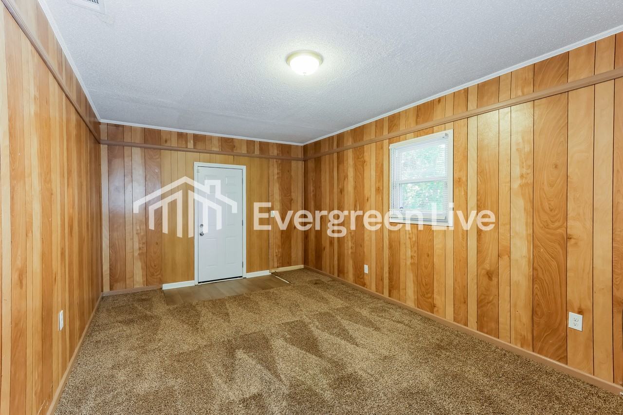 3637 Belair Rd - Photo 7 of 15
