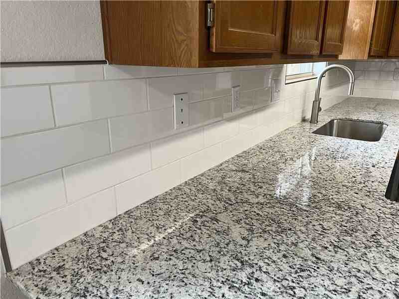 Nw 12th St #1009 - Photo 2 of 17