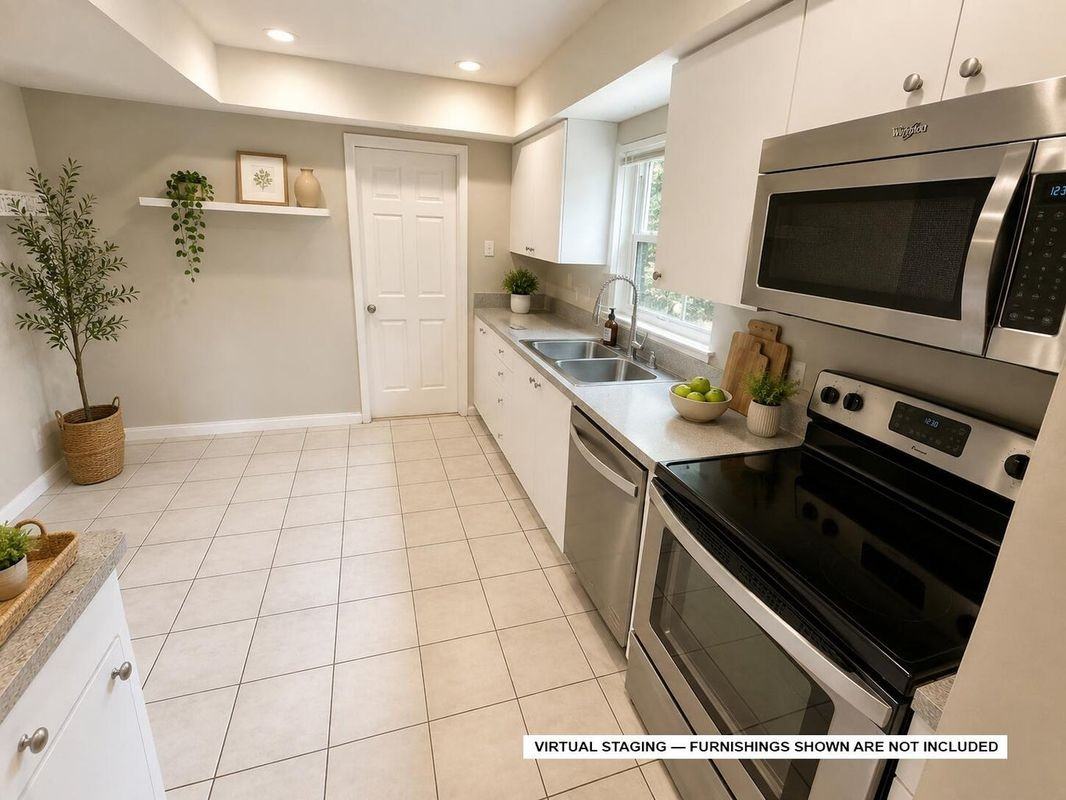 6528 Country Wood Way - Photo 2 of 27