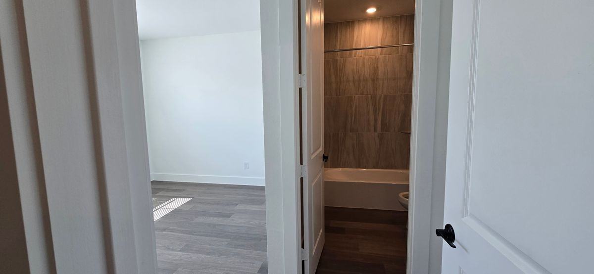 3327 Summercrisp Hollow Lane - Photo 3 of 29