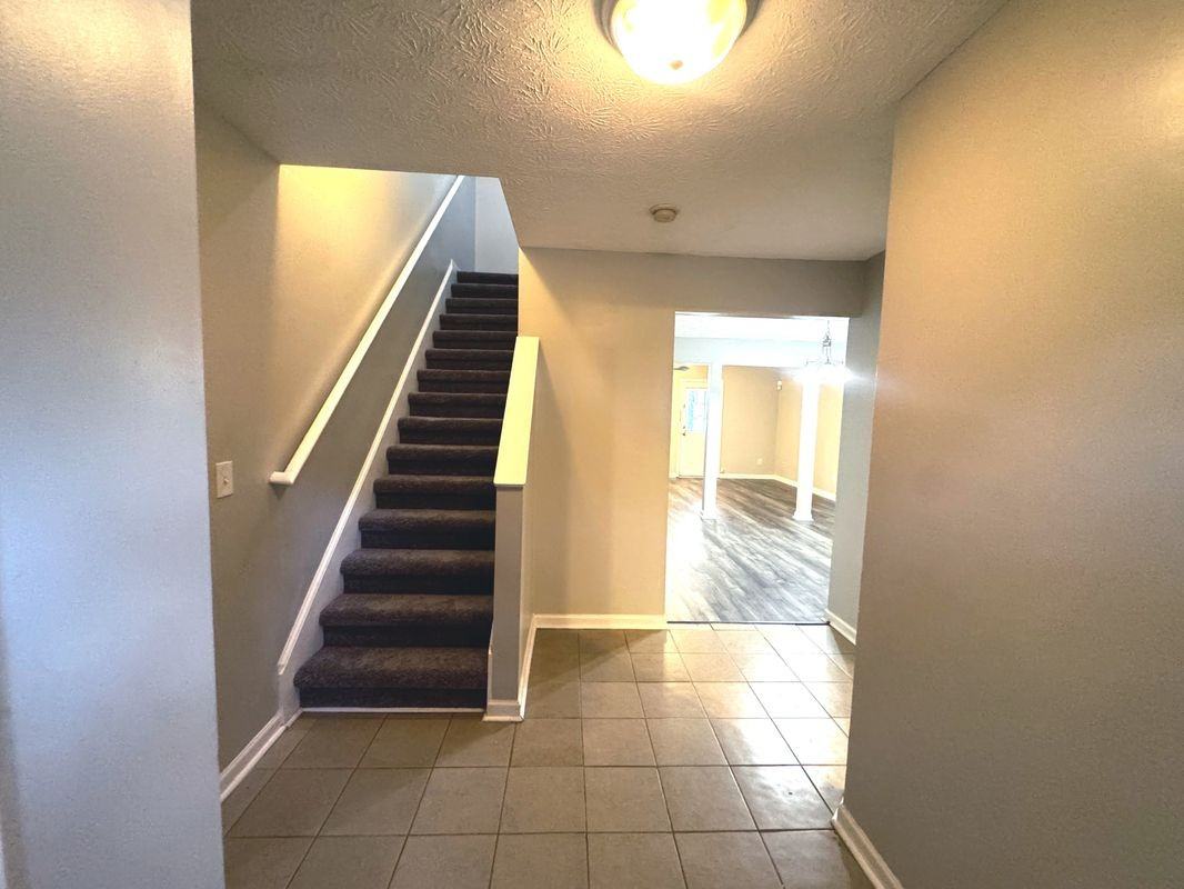 4071 Browne Ct - Photo 3 of 23