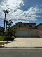 featured image of 917 La Salle Cir