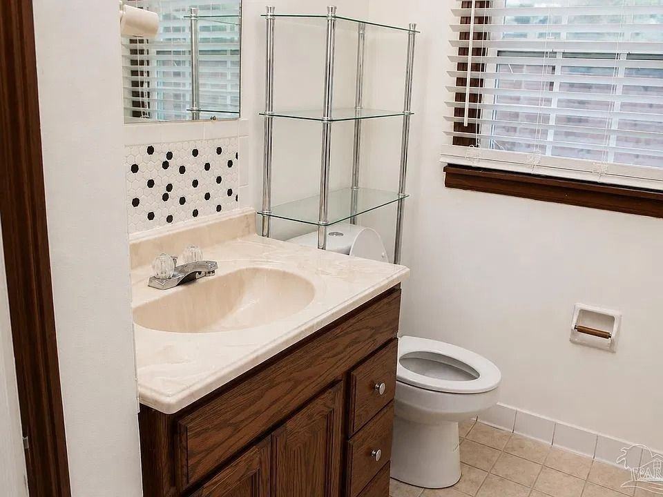 3602 N 9th Ave - Photo 6 of 15